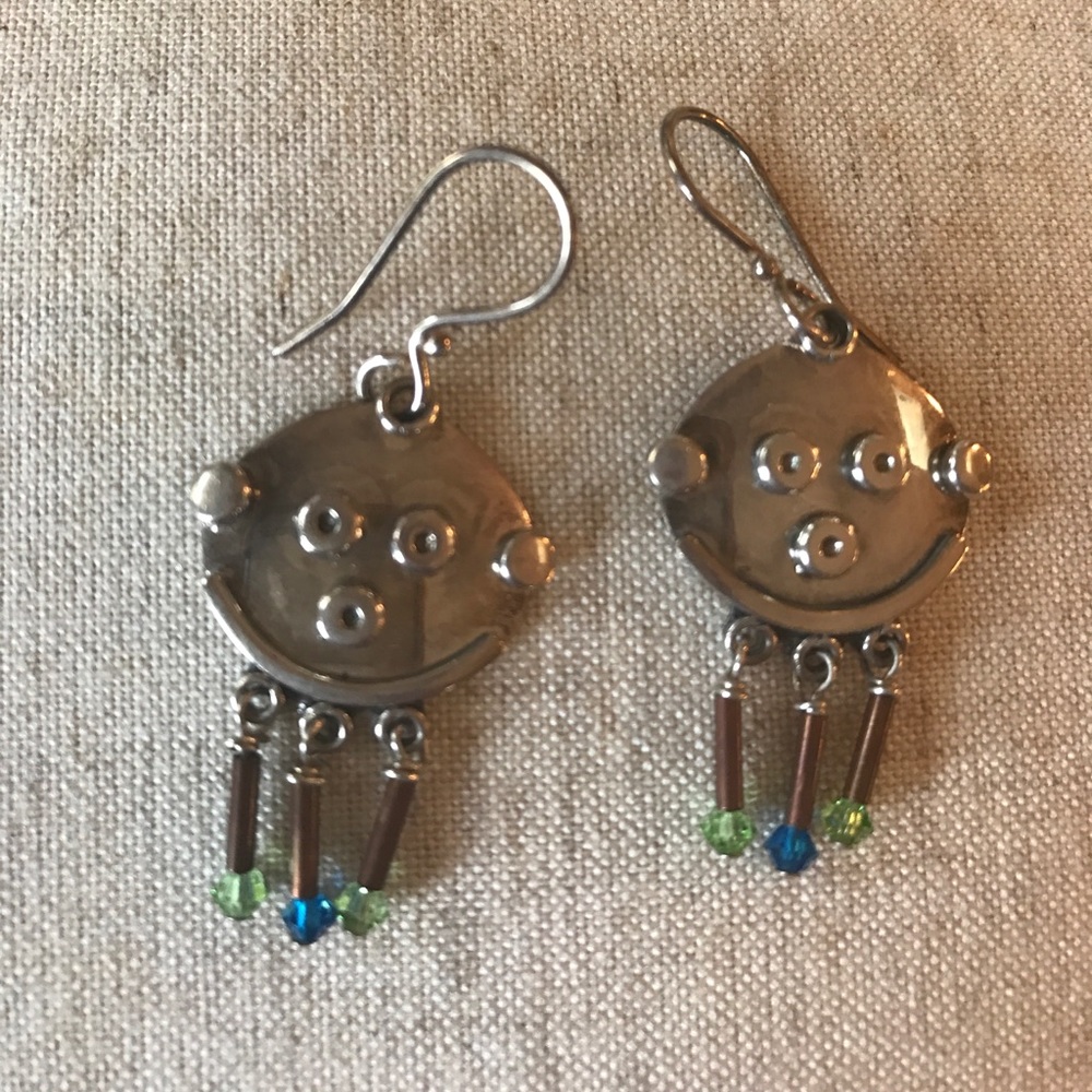 🙂 Pair of smiley face sterling silver earrings 🙂